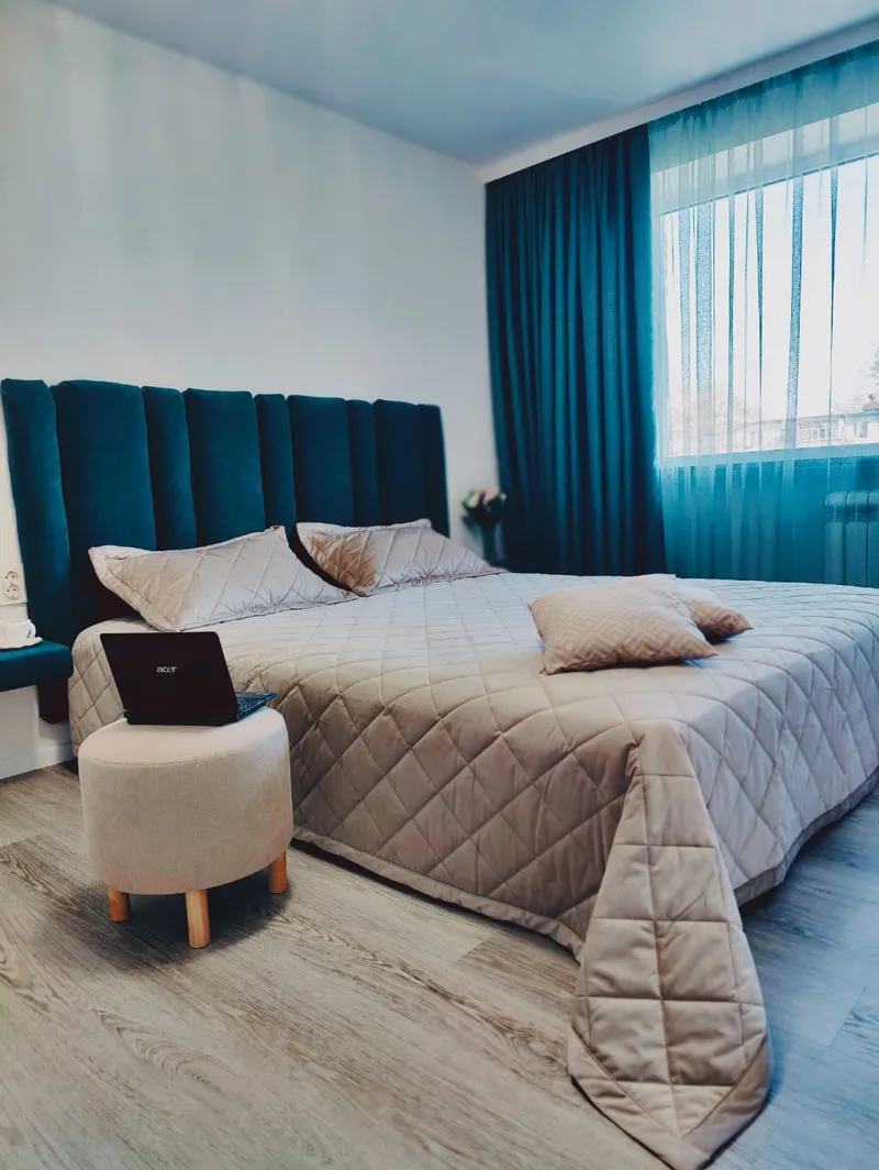 Посуточно 2к квартира в центре Невинномысска, 4 спальных места, Wi-Fi - Фото 1